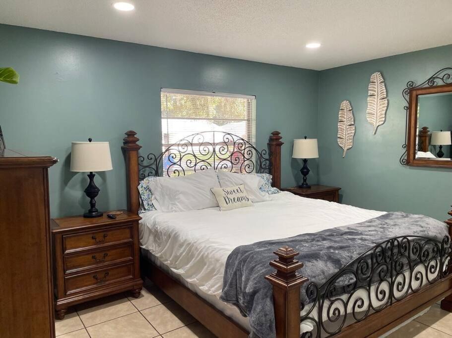 Nature Coast Getaway #1 - Cozy 2 Bedroom ホモサッサ エクステリア 写真